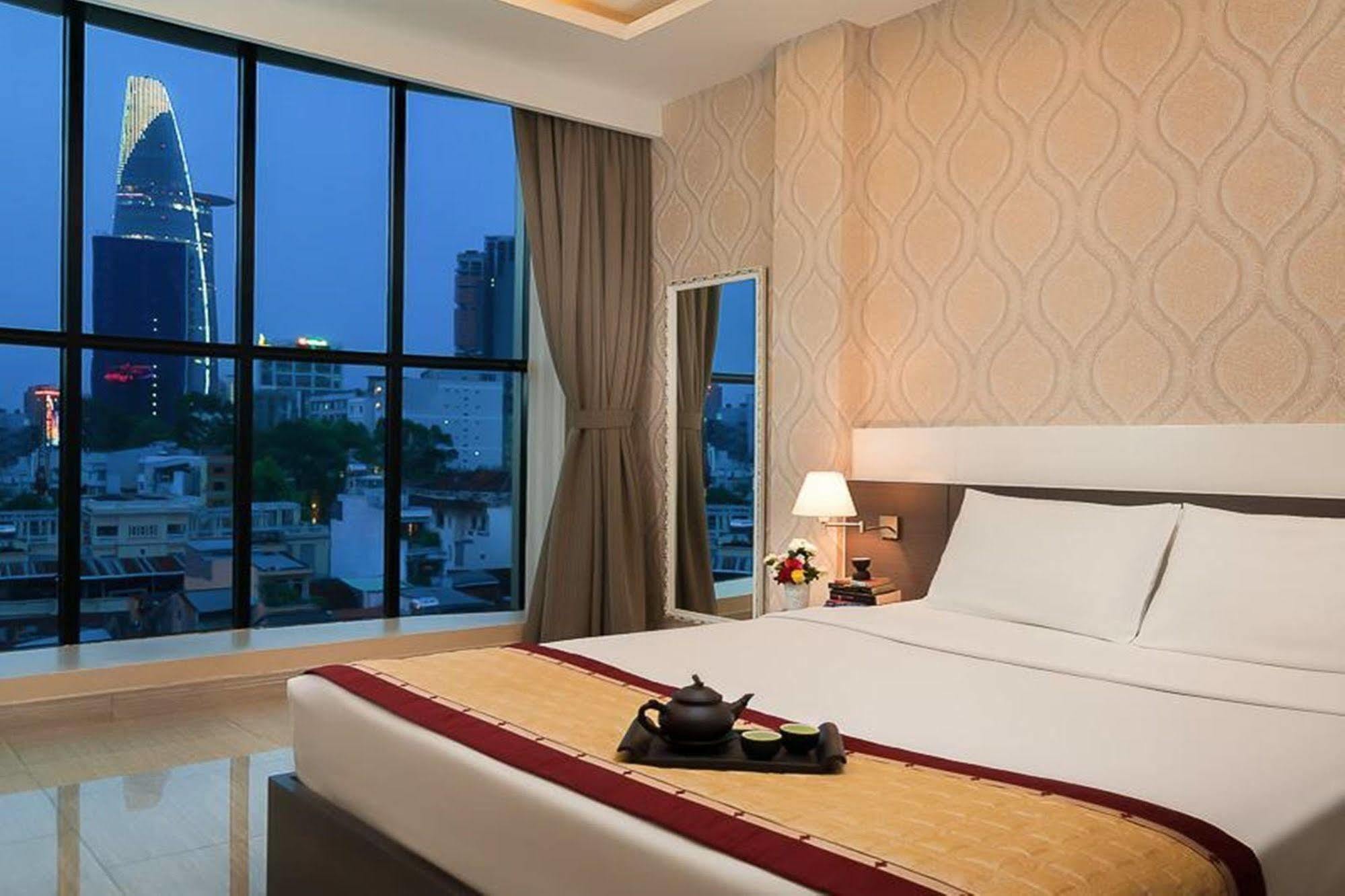 Hong Vina Hotel Ho Chi Minh City Exterior photo