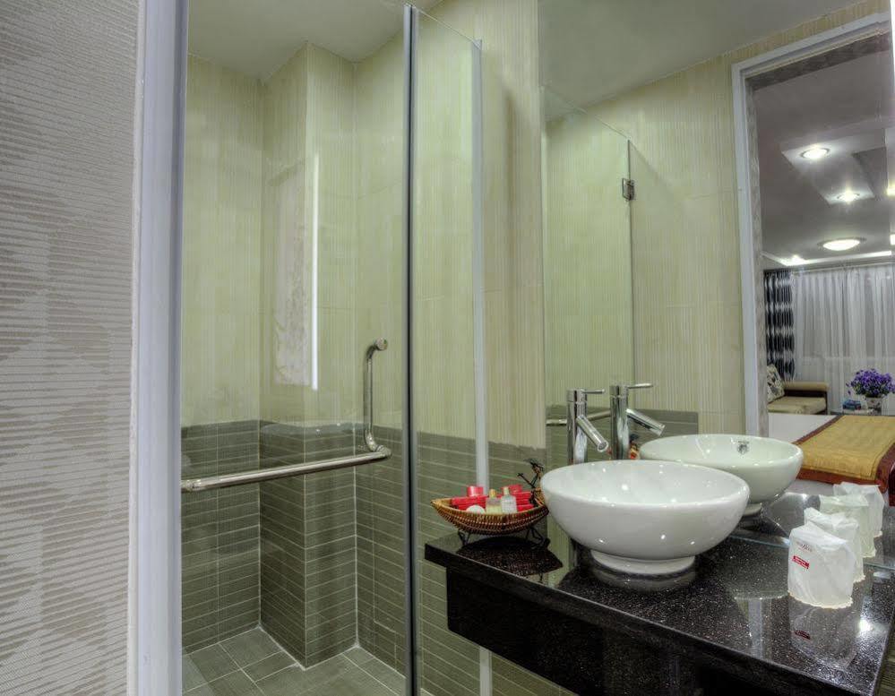 Hong Vina Hotel Ho Chi Minh City Exterior photo