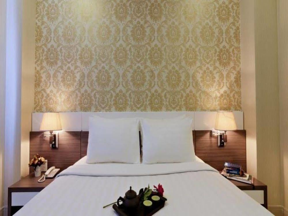 Hong Vina Hotel Ho Chi Minh City Exterior photo